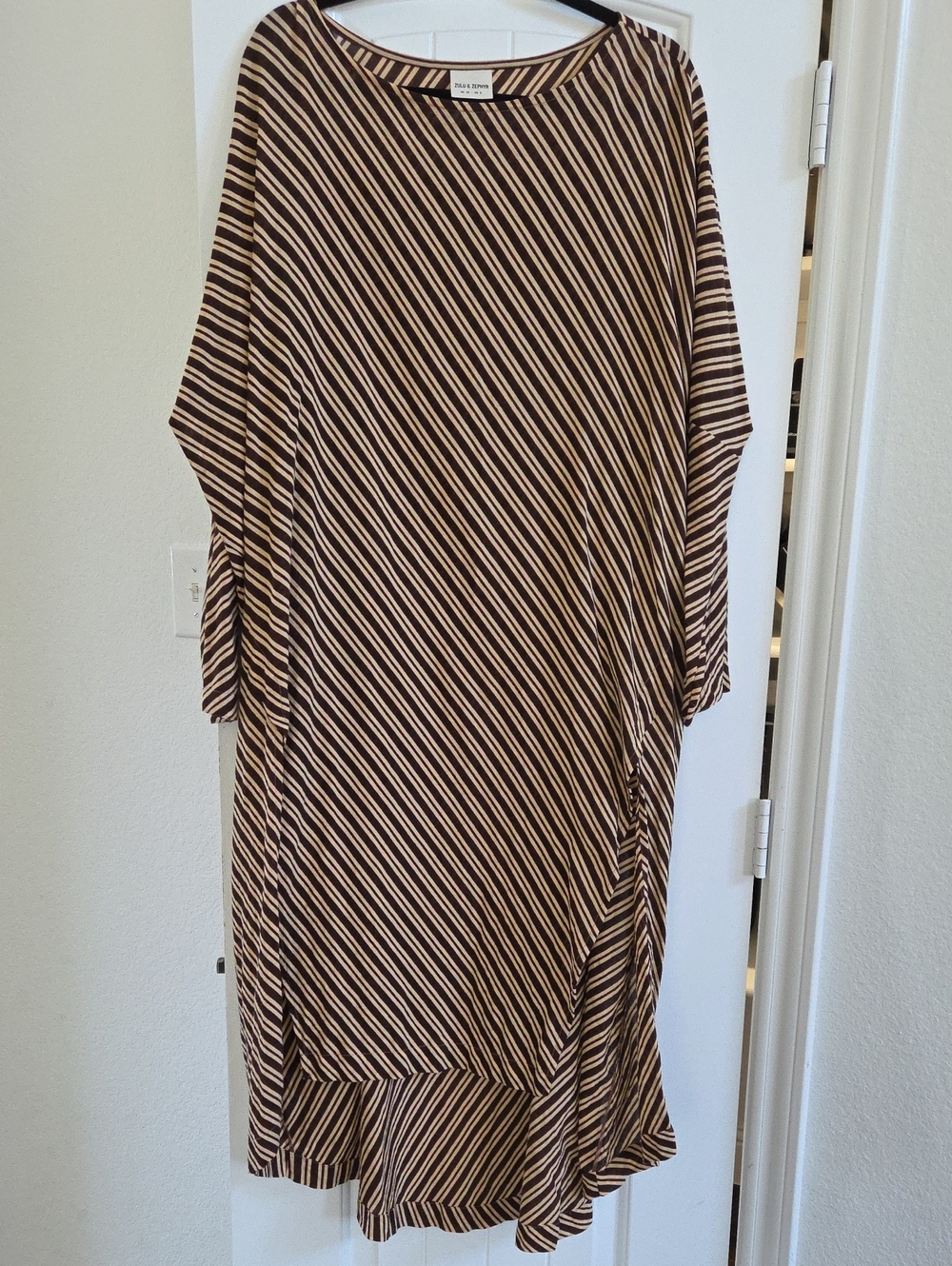 Zulu & Zephyr Brown & Cream Diagonal Stripe Midi Dress - Relaxed Fit